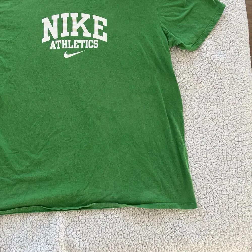 Nike Athletics Green T-Shirt - Size XL The‎ Nike Tee